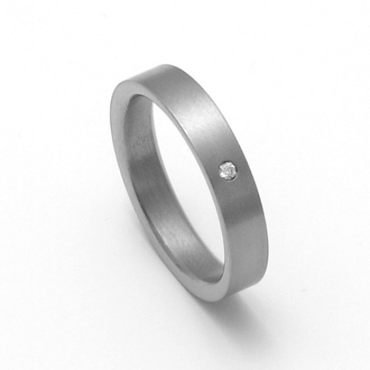 Dámský titanový snubní prsten TTN0702